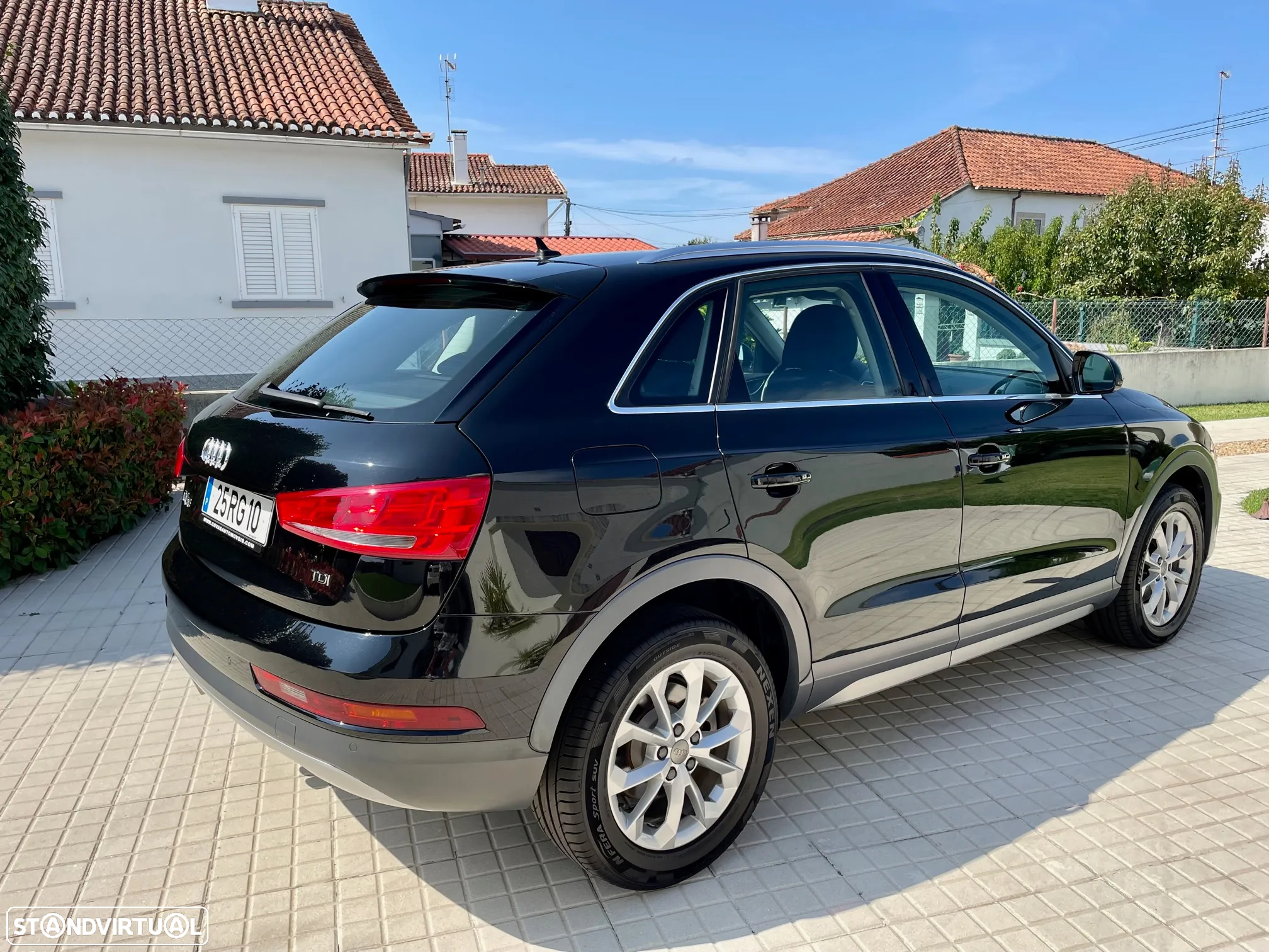 Audi Q3 2.0 TDI Design - 7