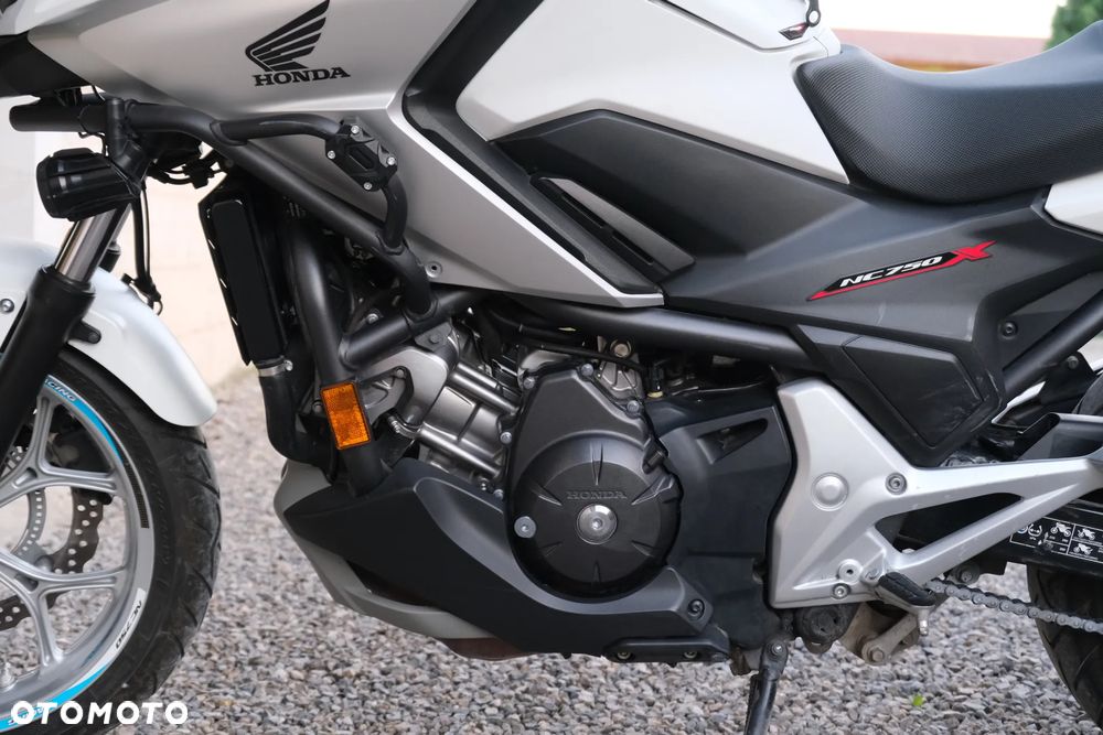 Honda NC - 15