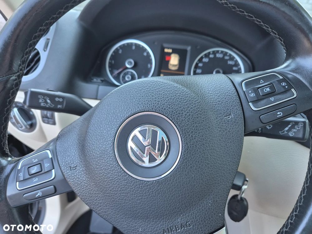 Volkswagen Tiguan 2.0 TDI DPF 4Motion BlueMotion Technology Exclusive - 16