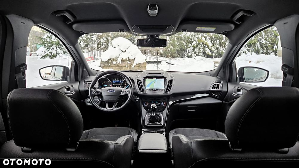 Ford Kuga 2.0 TDCi 4x2 ST-Line - 21