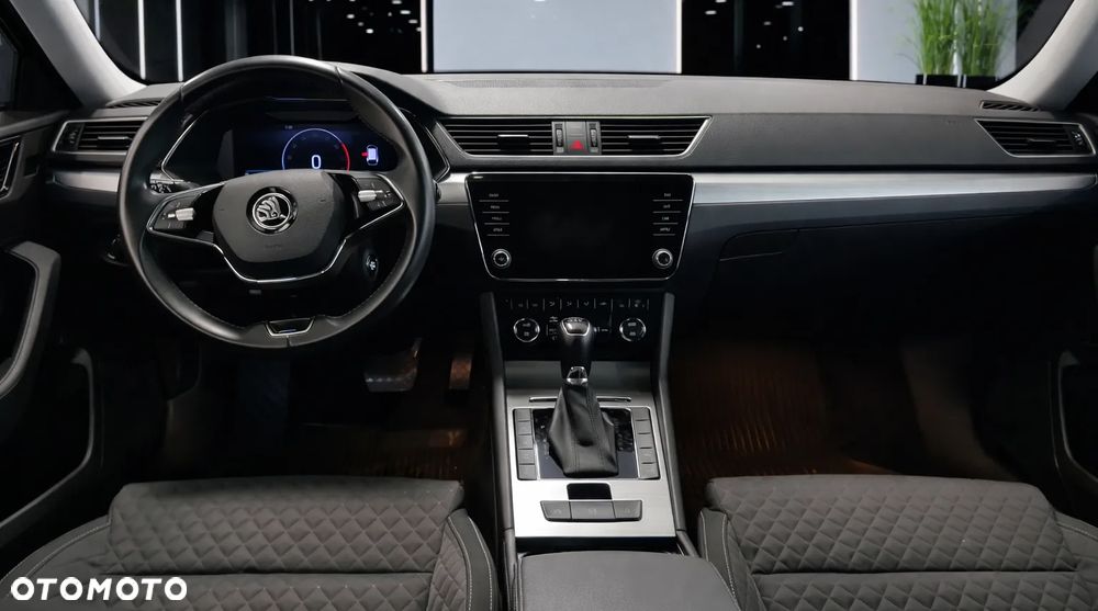 Skoda Superb 1.4 TSI Plug-In Hybrid Ambition DSG - 4