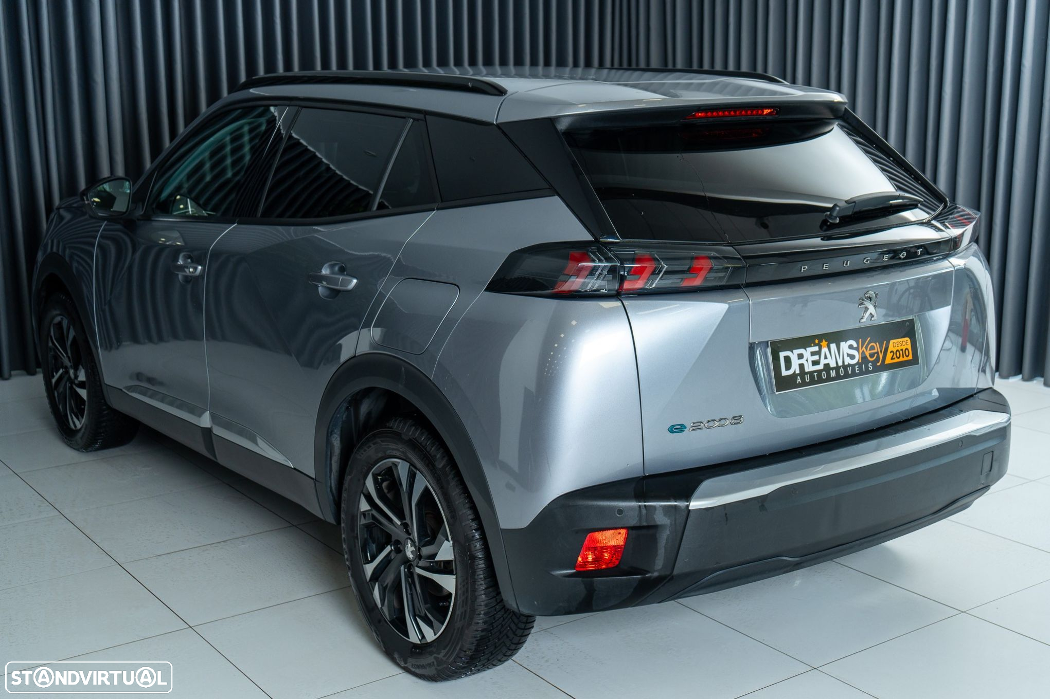 Peugeot e-2008 50 kWh Allure - 34