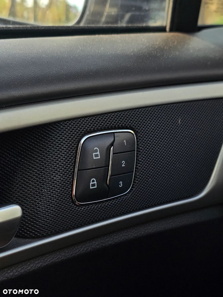Ford Mondeo 2.0 TDCi PowerShift-Aut Allrad Vignale - 27
