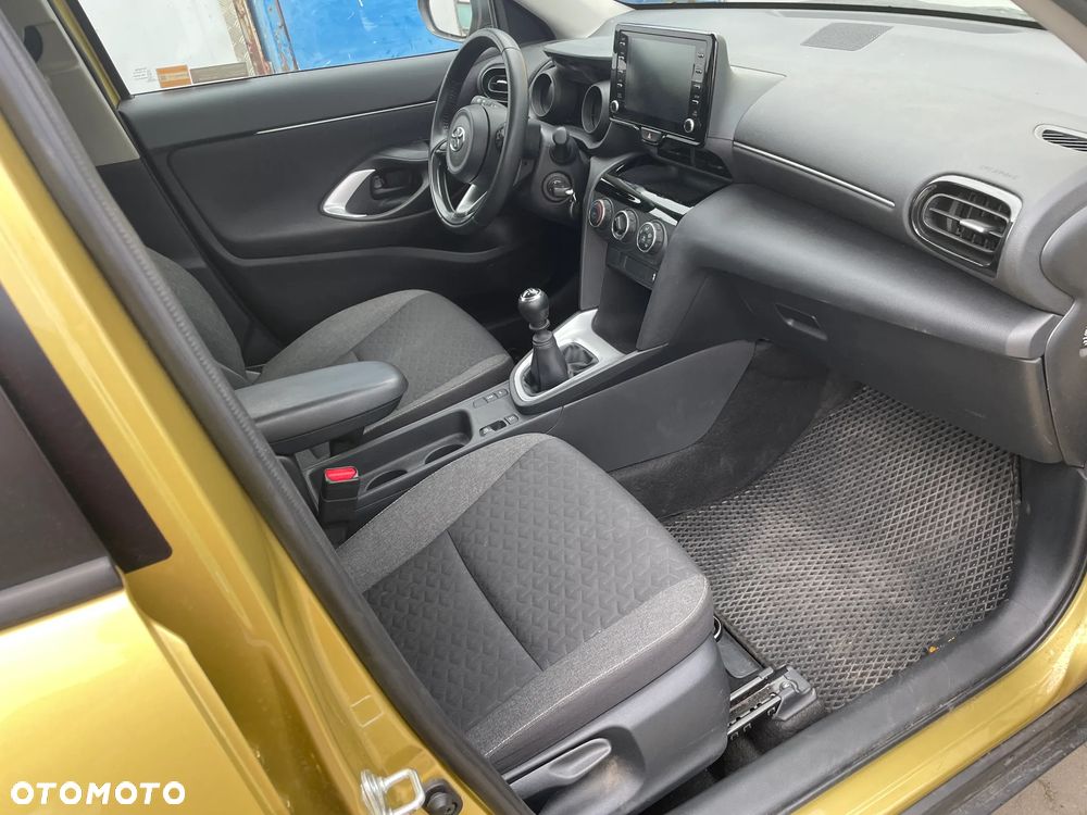 Toyota Yaris Cross - 24
