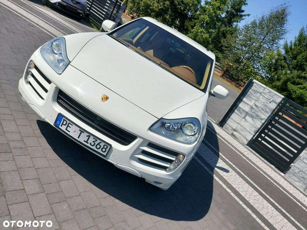 Porsche Cayenne - 19
