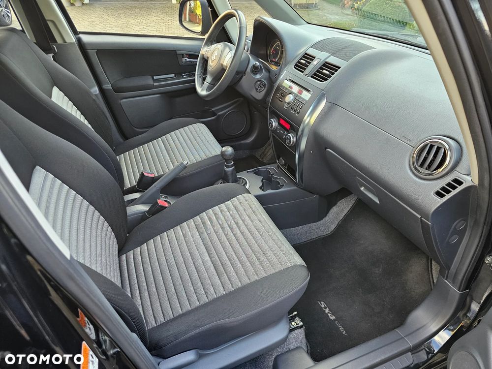 Suzuki SX4 - 23