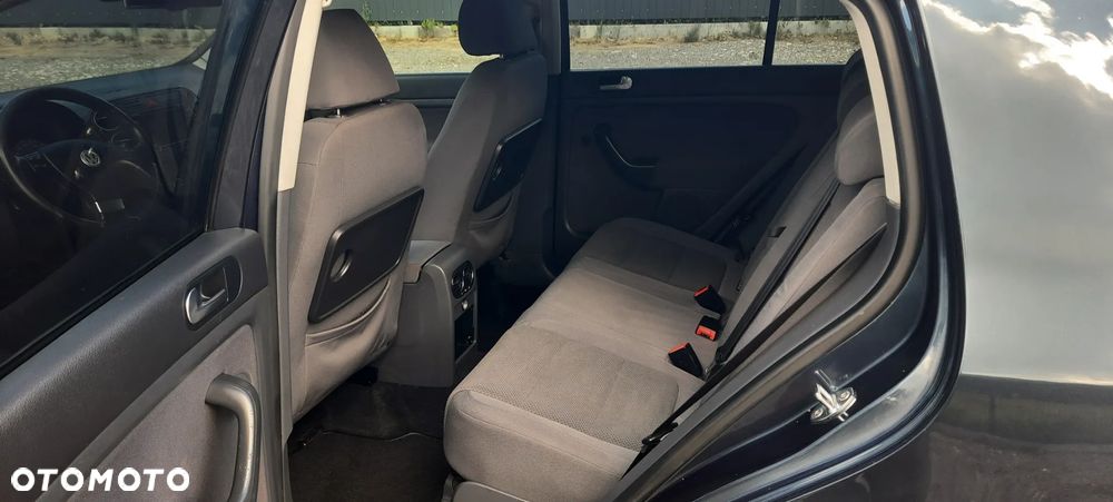 Volkswagen Golf Plus 1.9 TDI Comfortline - 24