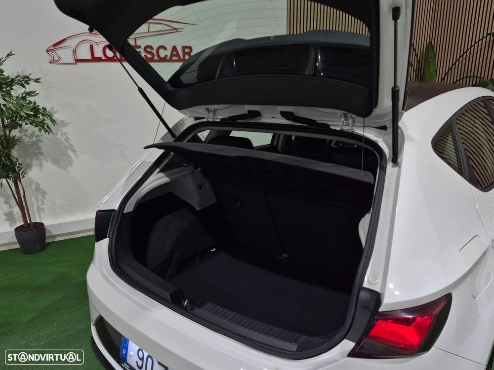 SEAT Leon 1.6 TDI S&S Style - 30