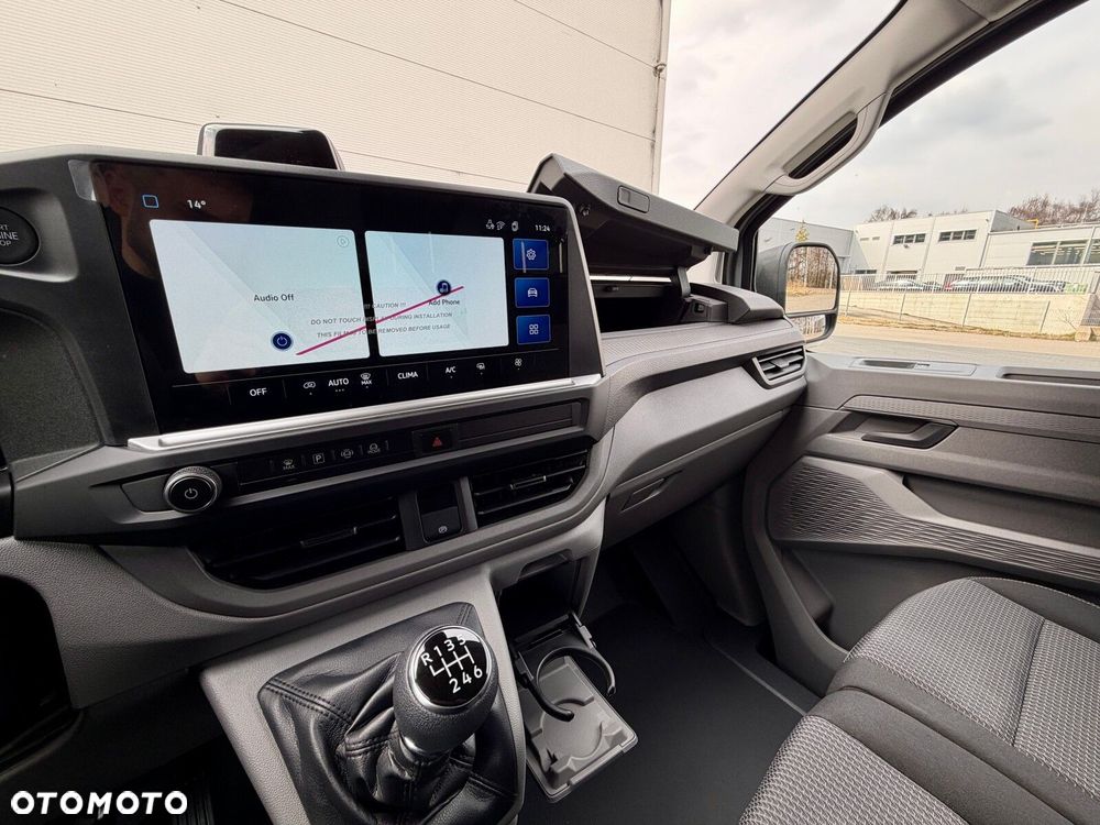 Volkswagen Transporter Furgon silnik: 2,0 l TDI 150 KM / skrzynia biegów: 6-biegowa manualna rozstaw osi: 3500 mm - 29