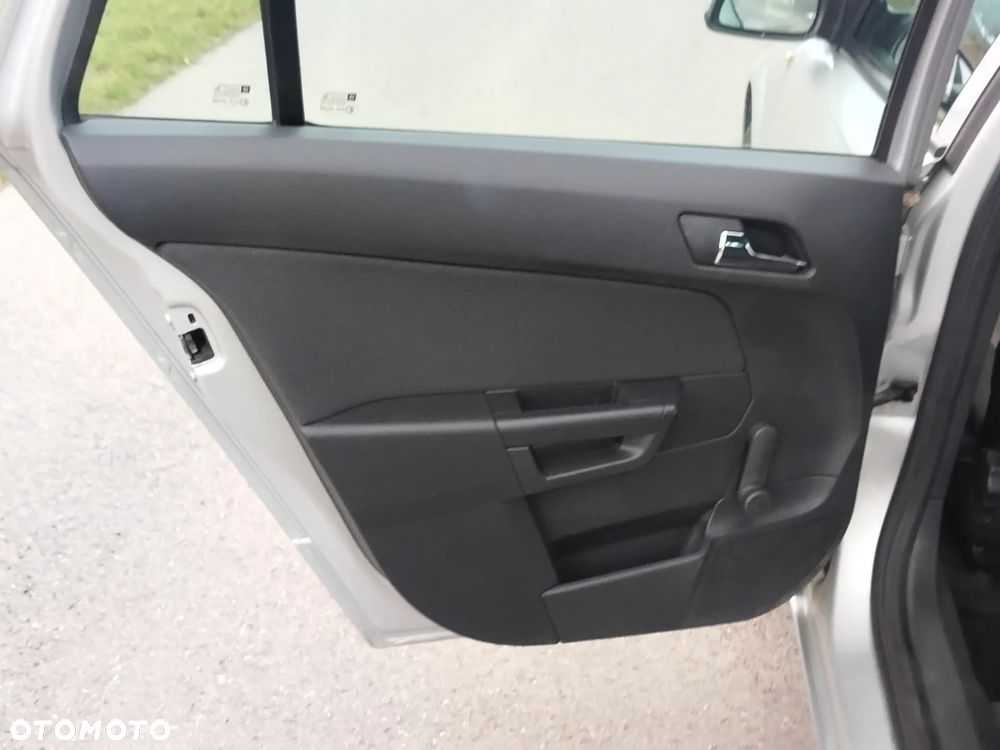 Opel Astra 1.8 Cosmo - 13