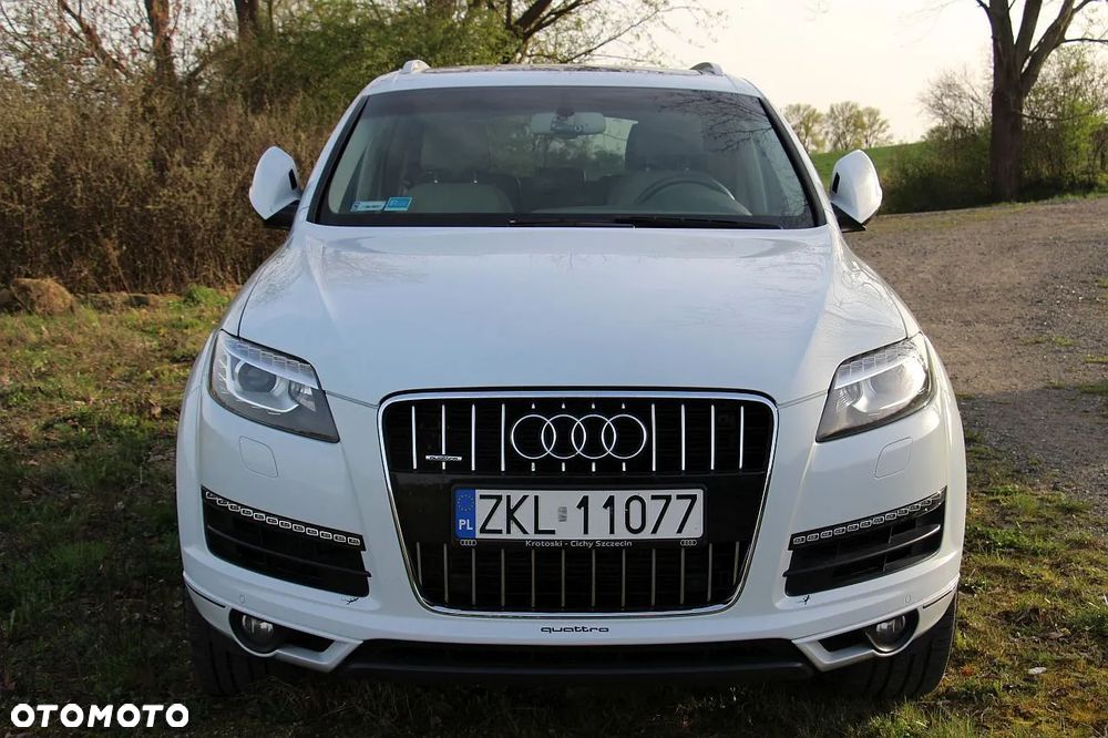 Audi Q7 - 1