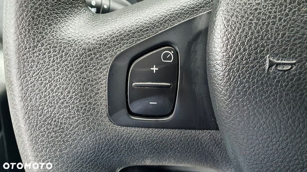 Opel Vivaro - 23