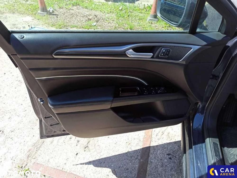 Ford Mondeo - 10