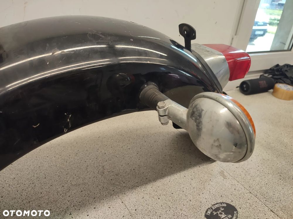 Błotnik tył, tylny, lampa tył, nadkole, kierunkowskazy Yamaha XV125 XV 125 Virago 125 - 6