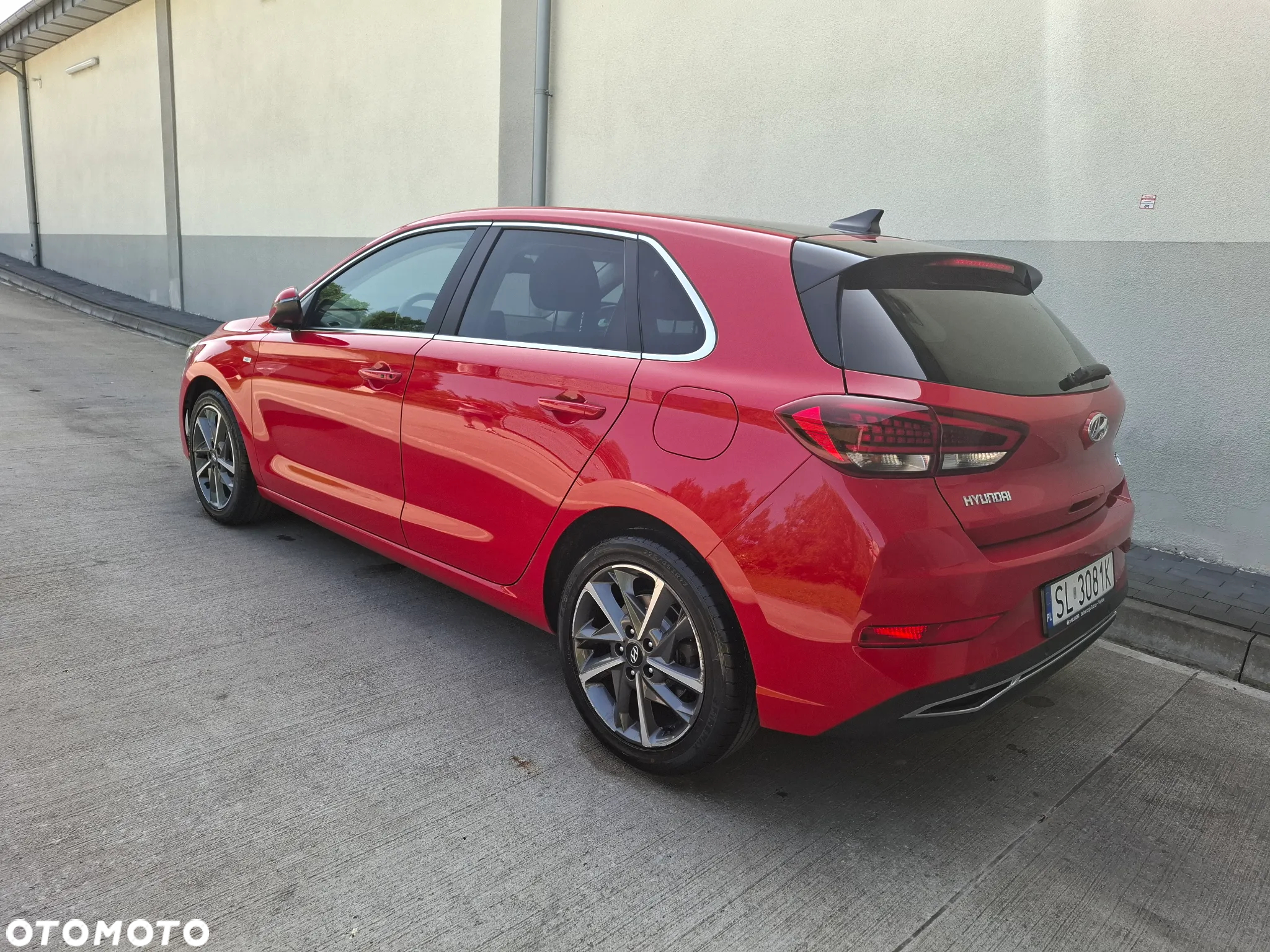 Hyundai i30 1.5 T-GDI 48V-Hybrid DCT Intro - 3