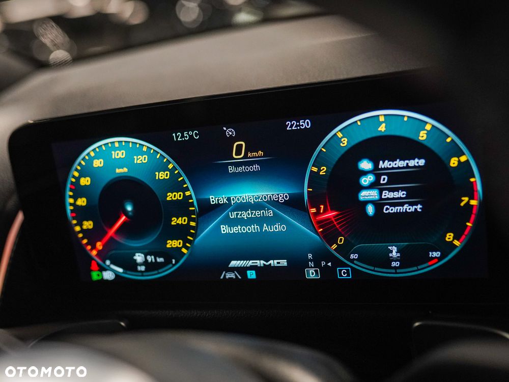 Mercedes-Benz GLB - 22