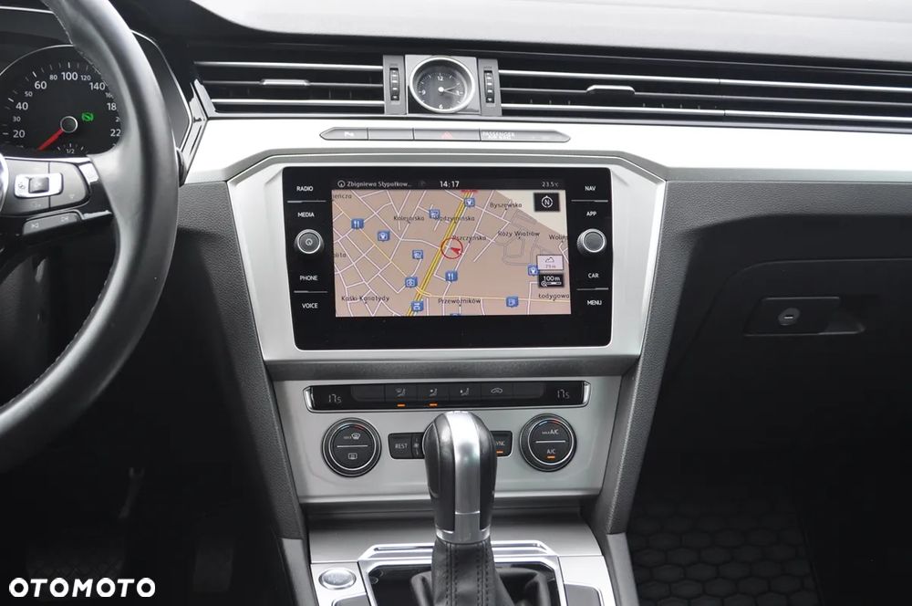 Volkswagen Passat 2.0 TDI BMT Comfortline DSG7 - 17