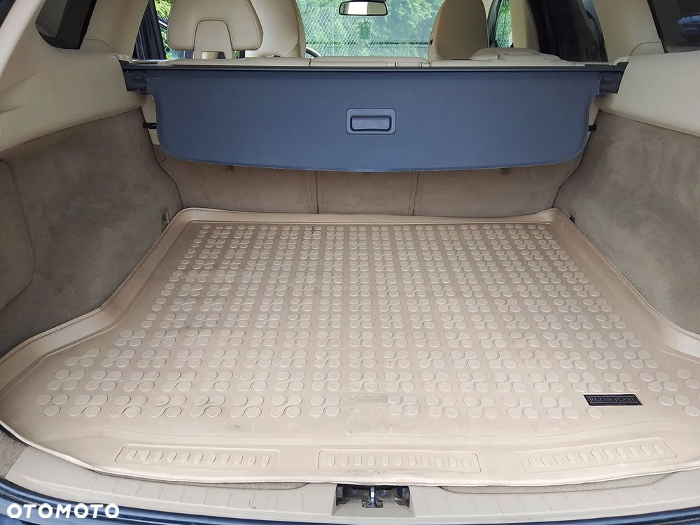 Volvo XC 60 D4 Geartronic Momentum - 13