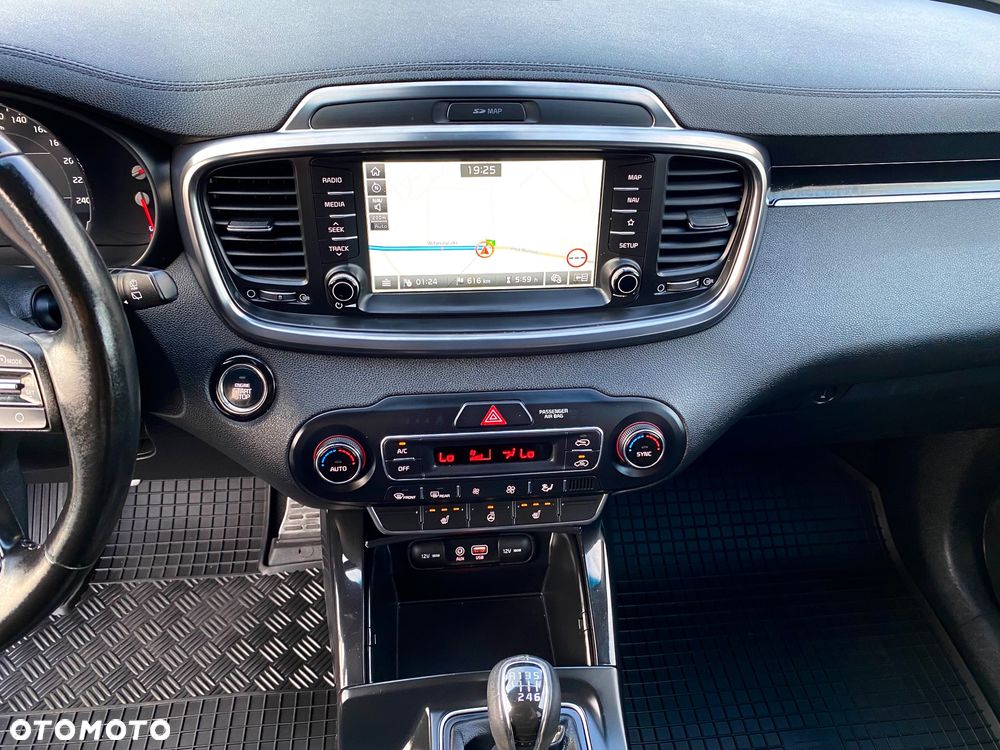 Kia Sorento - 14