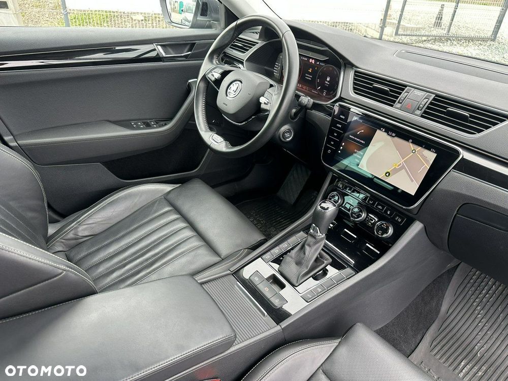 Skoda Superb 2.0 TSI 4x4 L&K DSG - 35