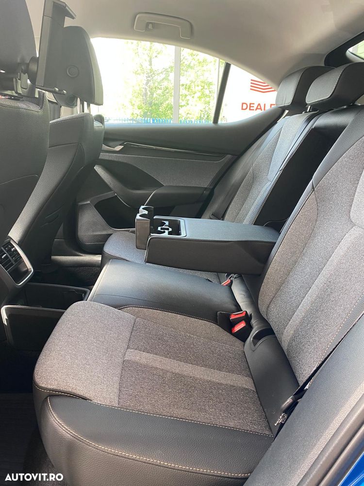 Skoda Octavia 1.5 TSI 115 CP Selection - 10