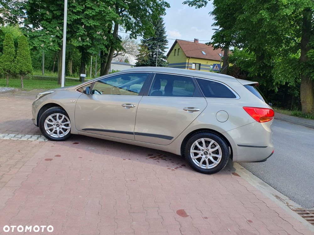 Kia Ceed 1.6 GDI XL - 6