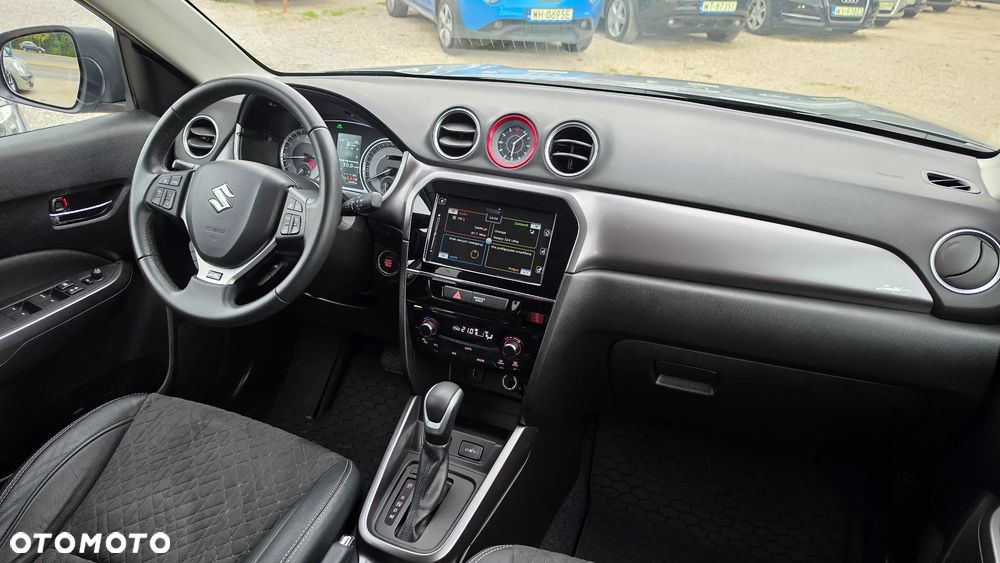 Suzuki Vitara 1.5 Dualjet Hybrid AGS Comfort+ - 37