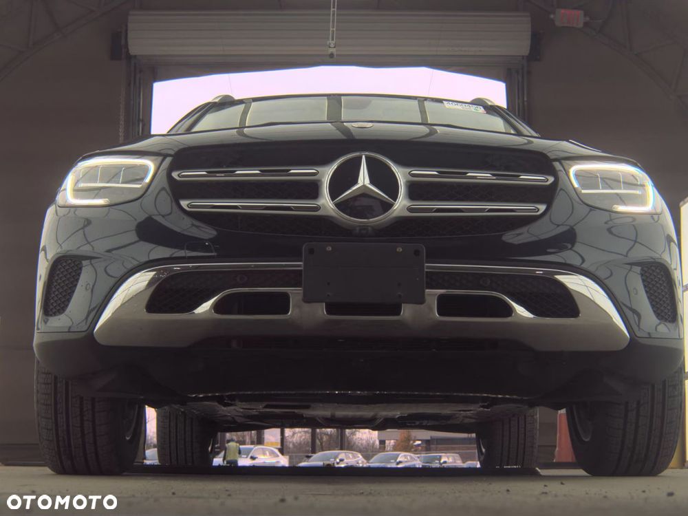 Mercedes-Benz GLC 300 4Matic 9G-TRONIC Edition Avantgarde - 3