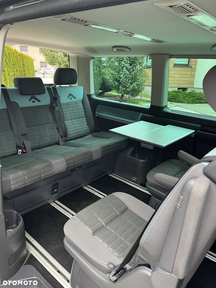 Volkswagen Multivan - 9