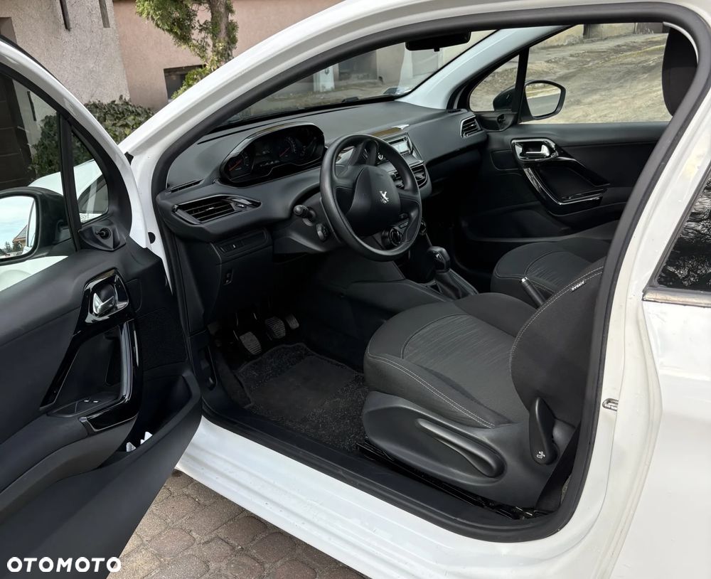 Peugeot 208 PureTech 68 Access - 10