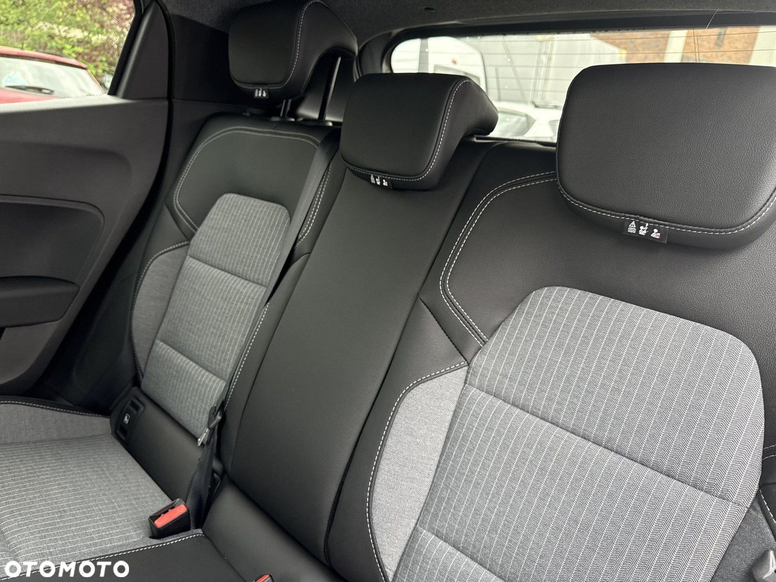 Renault Clio - 16