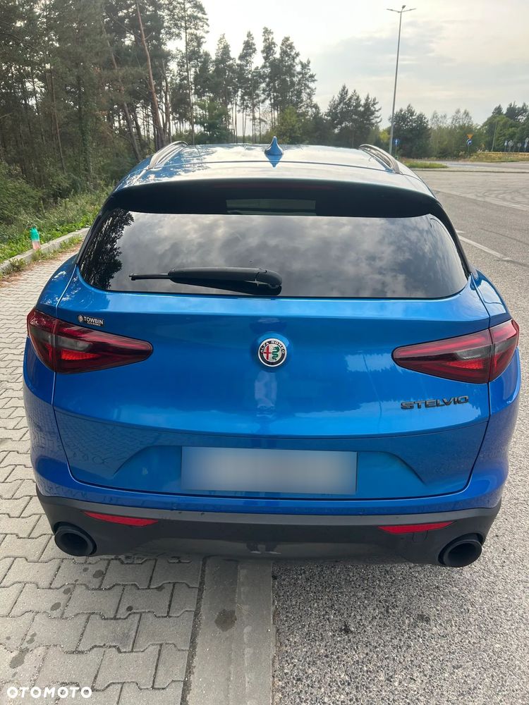 Alfa Romeo Stelvio 2.0 Turbo 16V AT8-Q4 Sprint - 8