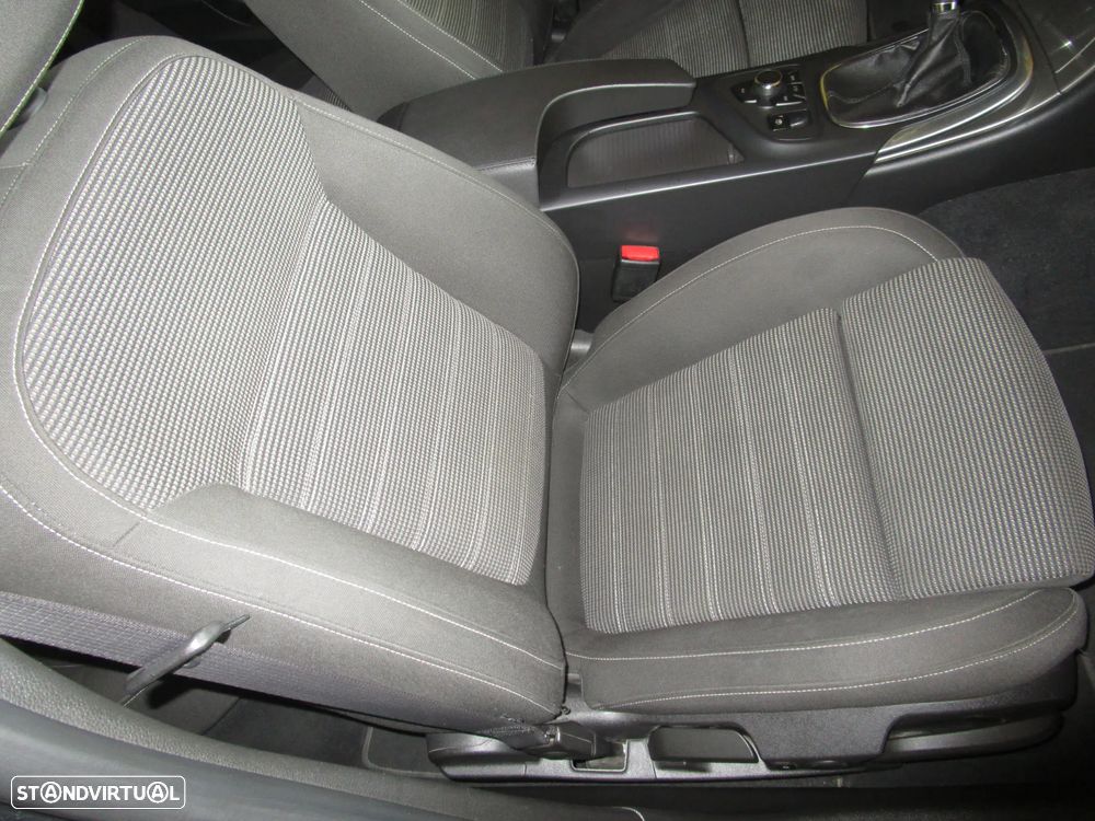 Opel Insignia Sports Tourer 2.0 CDTi Sport S/S - 40