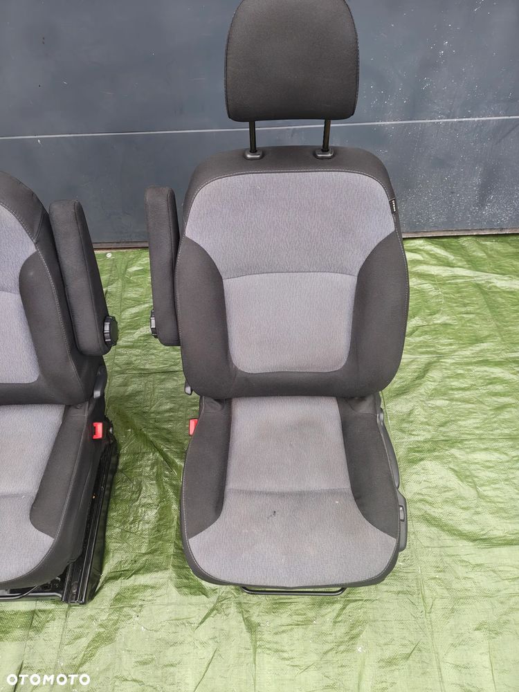 Vivaro III TRAFIC III fotele kierowca pasażer przód komplet europa Grzaane - 5