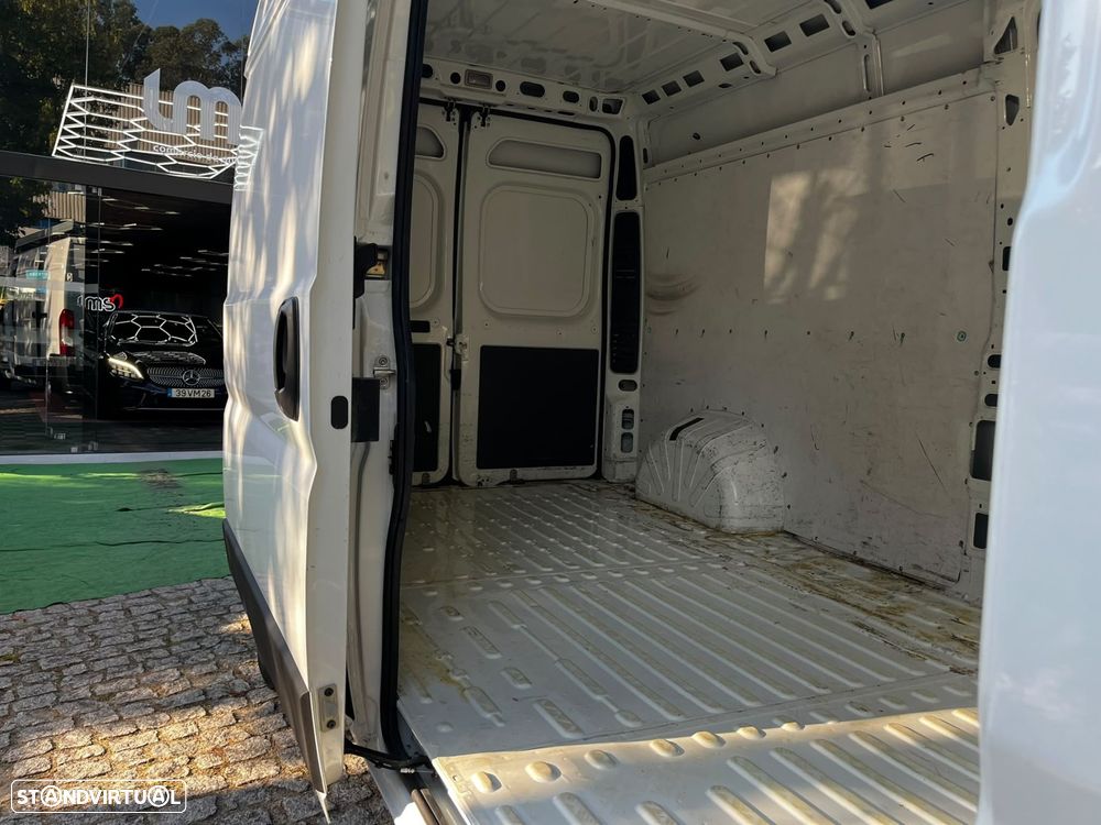 Peugeot Boxer 2.0 BlueHDi 335 L2 CD - 21