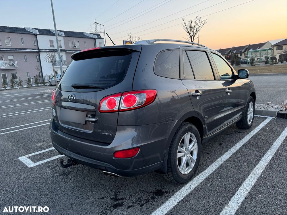 Hyundai Santa Fe 2.2 CRDi 4WD Automatik Style - 3