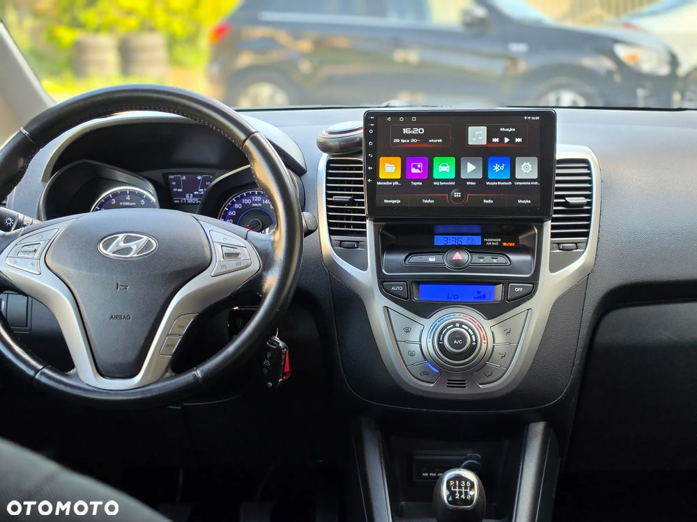 Hyundai ix20 - 28