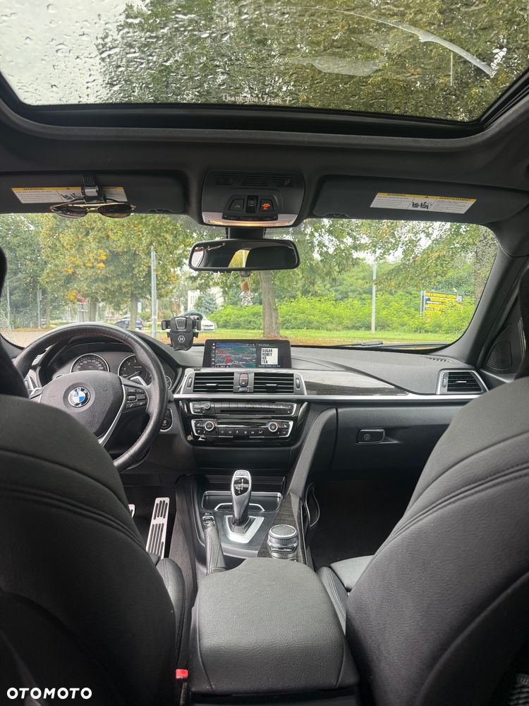 BMW Seria 3 330i xDrive Edition Luxury Line Purity - 6