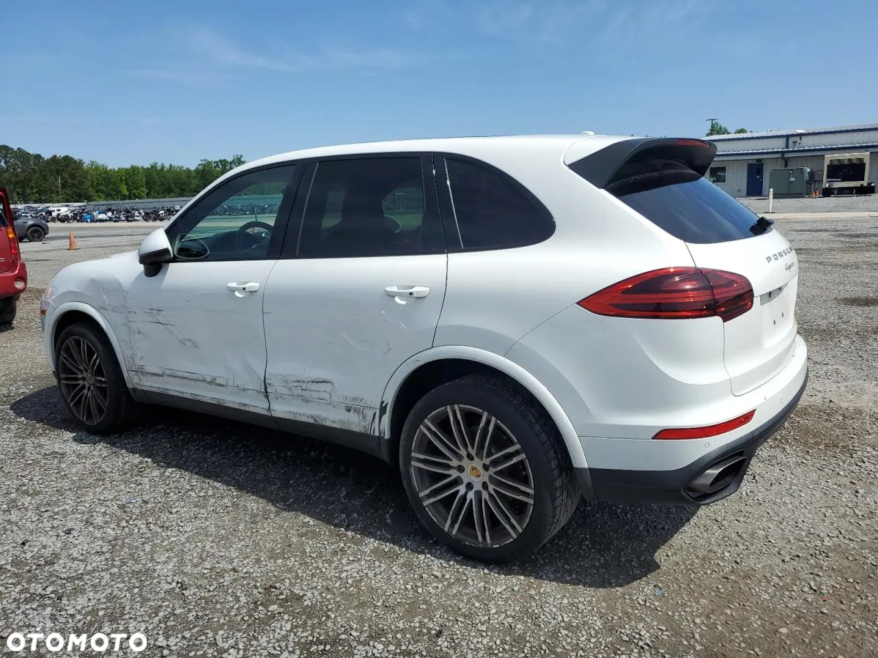 Porsche Cayenne - 3