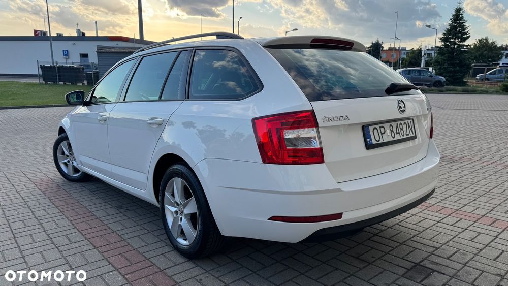 Skoda Octavia 1.6 TDI Ambition - 8
