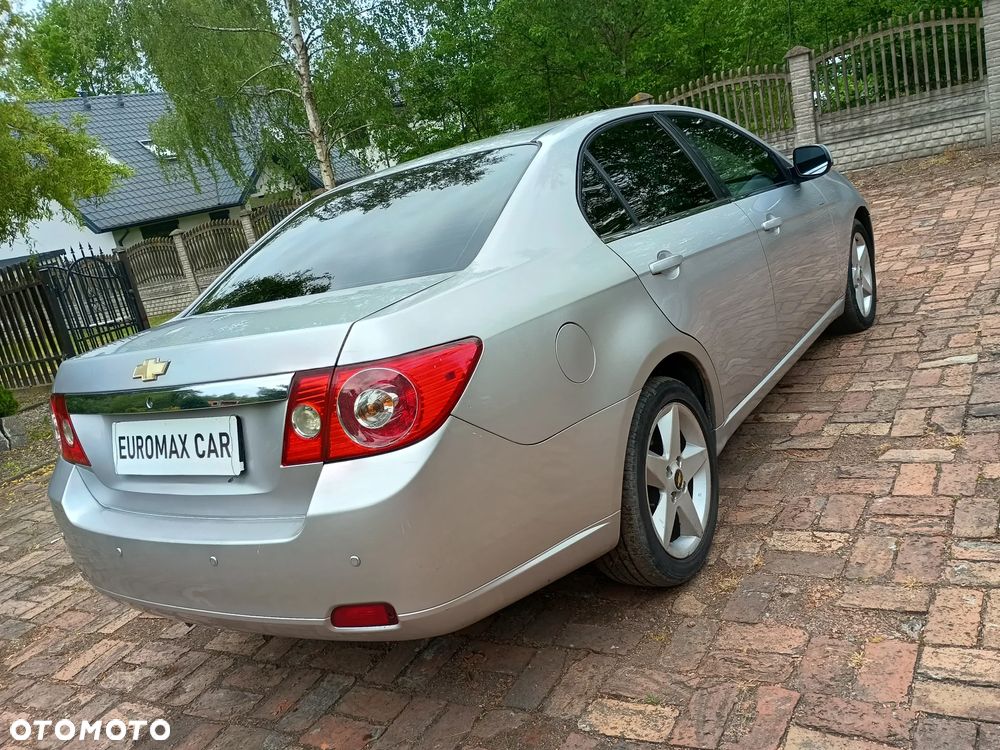 Chevrolet Epica - 8