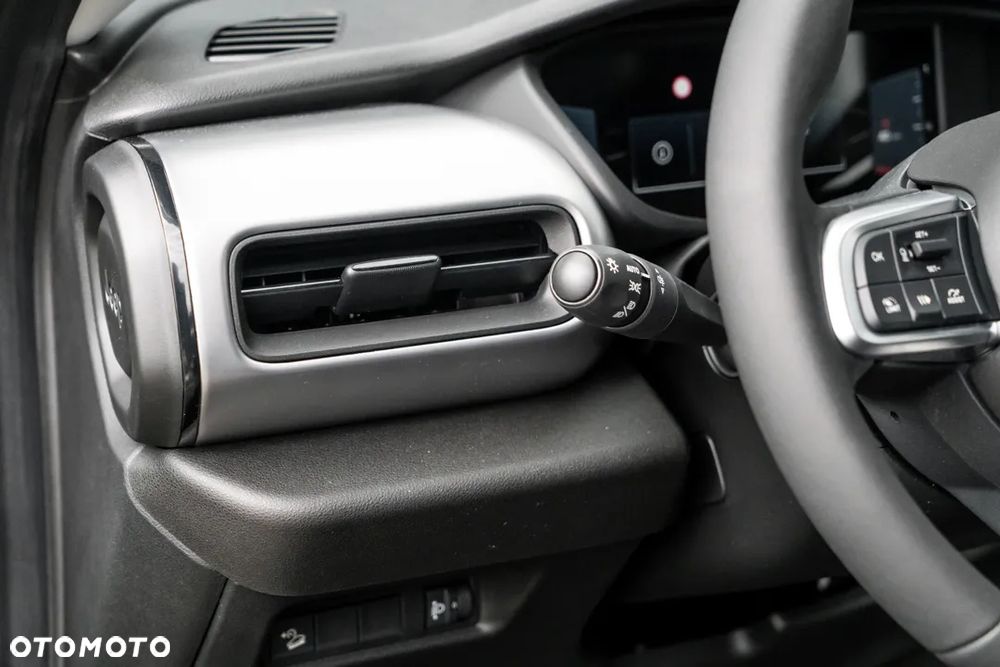 Jeep Avenger 1.2 T3 mHEV Altitude FWD eDCT6 - 11