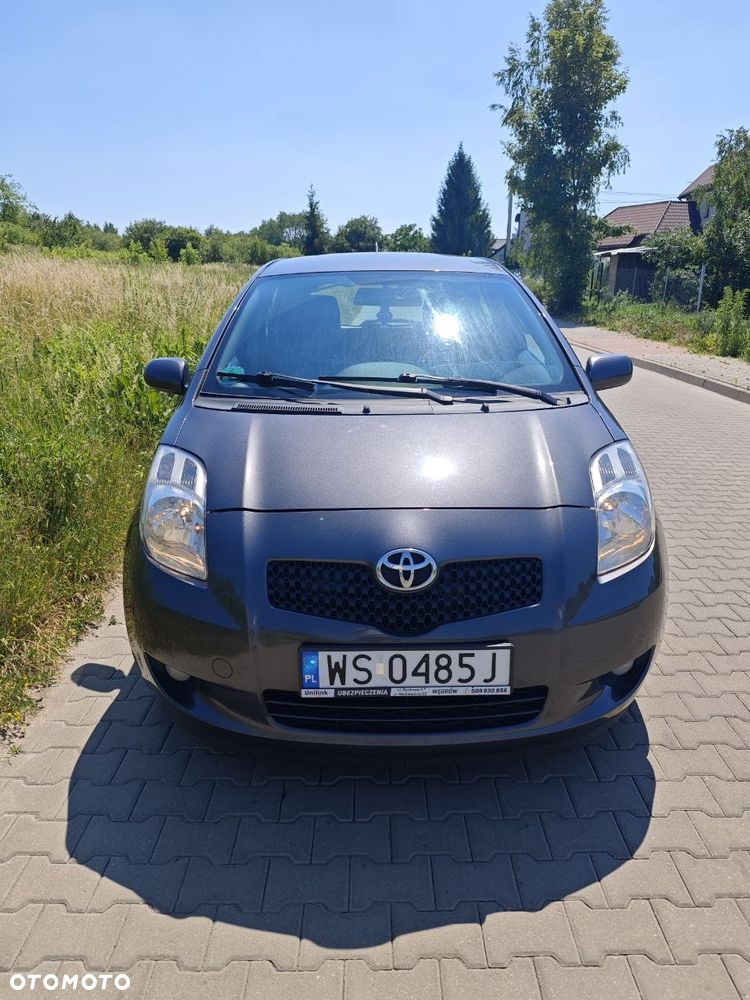 Toyota Yaris 1.3 VVT-i Luna - 2