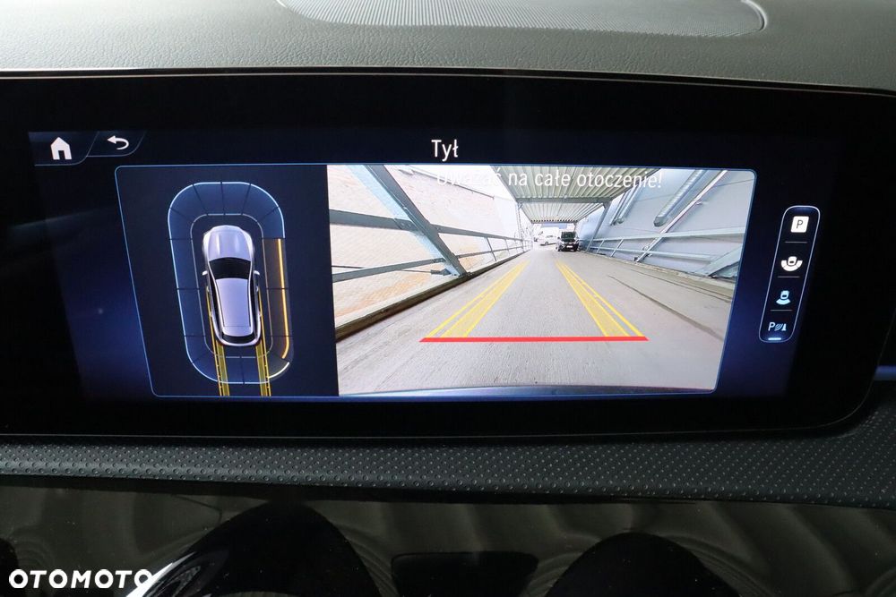 Mercedes-Benz CLA 180 AMG Line 7G-DCT - 12