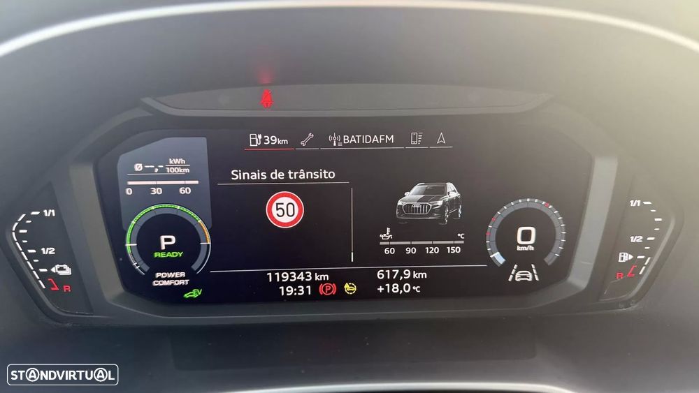 Audi Q3 45 TFSIe S tronic - 45