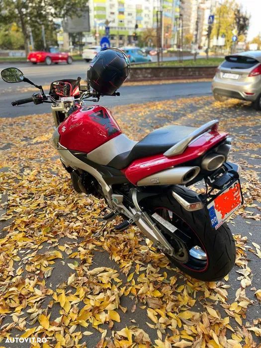 Suzuki GSR 600 - 2