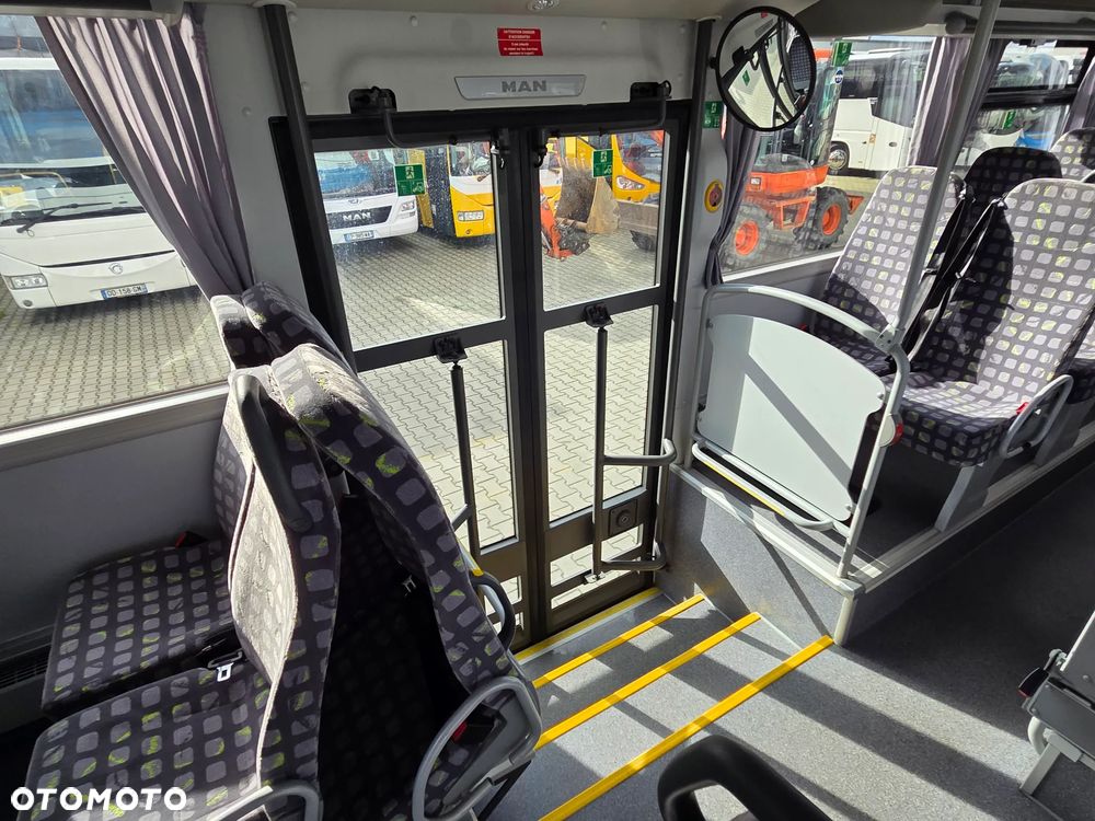 MAN LION'S INTERCITY/ SPROWADZONY Z FRANCJI/ DŁUGOŚĆ 12.30 M / PODWÓJNE SZYBY BOCZNE/ 68 000 KM - 31