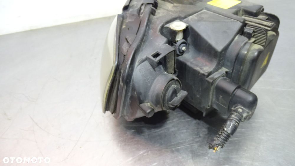 LAMPA LEWA PRZEDNIA XENON AUDI A3 8P 8P0941029D - 9