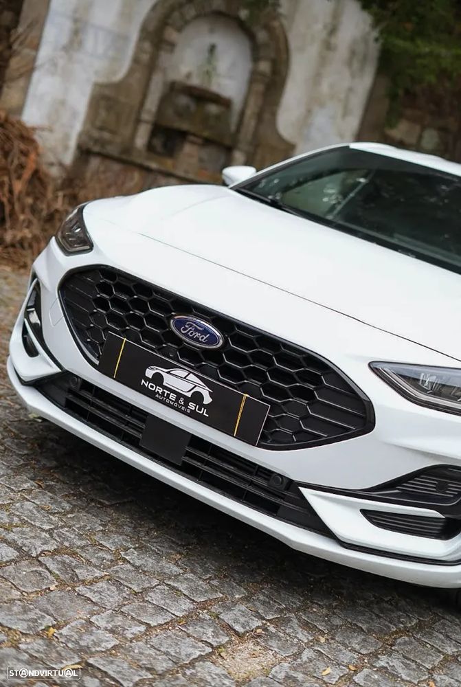 Ford Focus 1.0 EcoBoost MHEV ST-Line Design SIP - 11