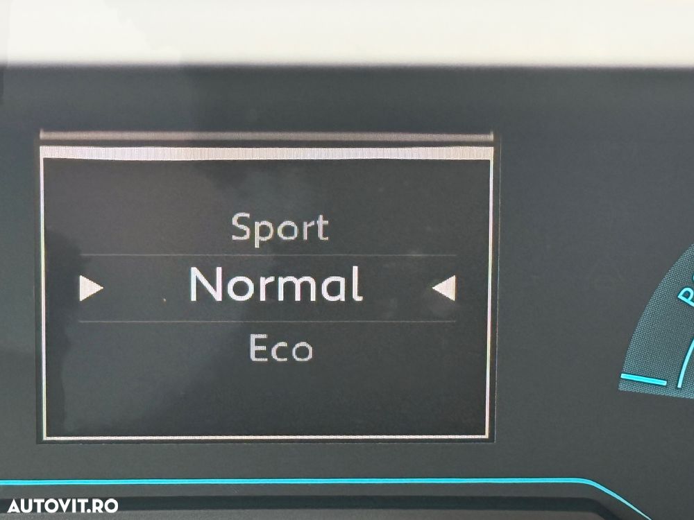 Peugeot 208 Elektromotor 156 Active - 17